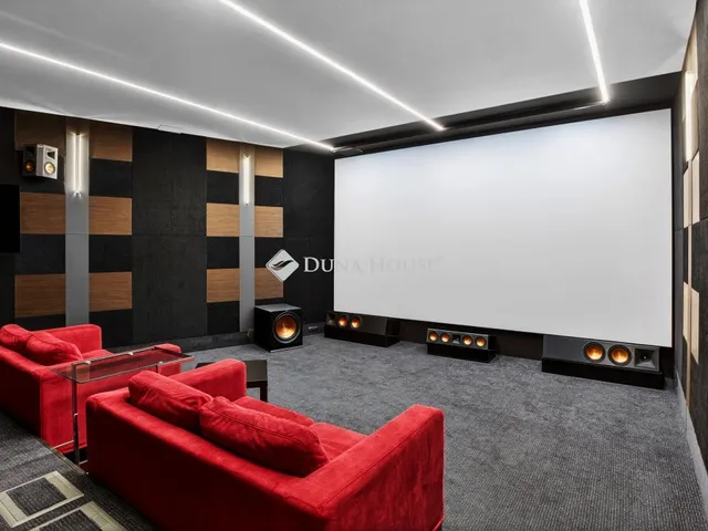 Eladó kereskedelmi és ipari ingatlan Budapest II. kerület 810 nm