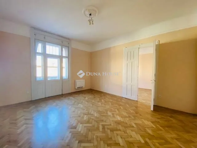 Kiadó kereskedelmi és ipari ingatlan Budapest II. kerület, Szász Károly utca 108 nm