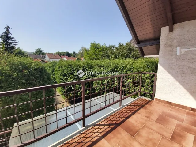 Eladó ház Nagykovácsi 220 nm