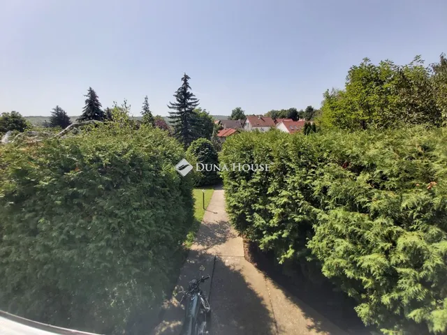 Eladó ház Nagykovácsi, Arany János utca 220 nm