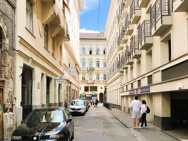 Eladó kereskedelmi és ipari ingatlan Budapest VI. kerület 115 nm