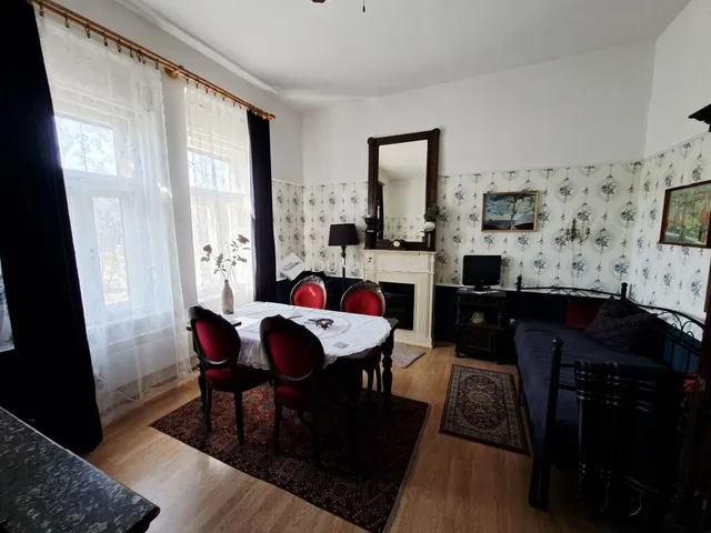 Eladó ház Révfülöp 178 nm