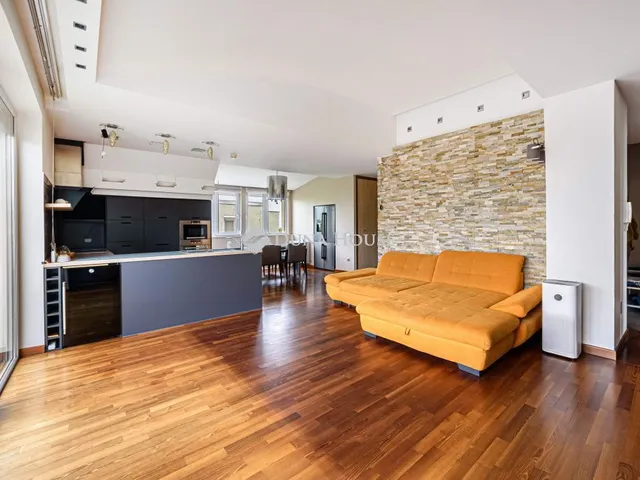 Eladó lakás Budapest II. kerület 129 nm