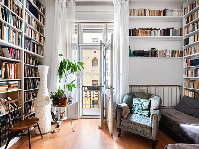 Eladó lakás Budapest II. kerület 92 nm