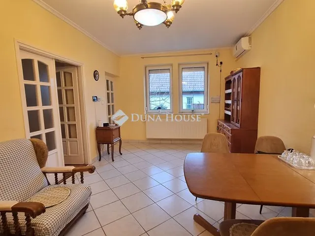 Kiadó ház Budakeszi 120 nm