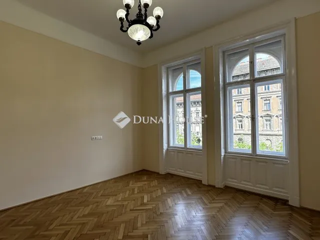 Kiadó lakás Budapest VIII. kerület, József körút 164 nm