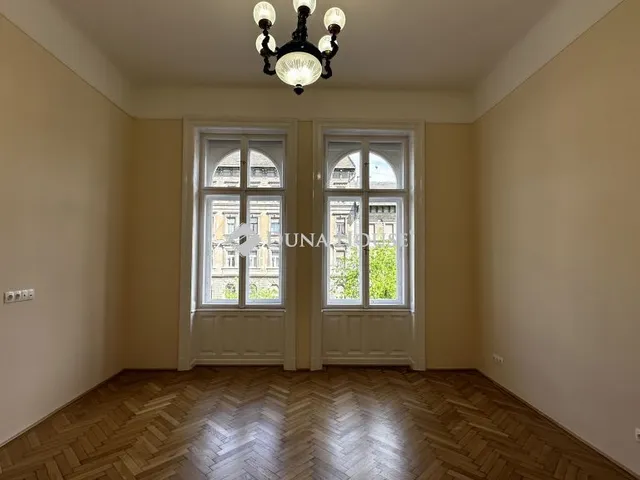 Kiadó lakás Budapest VIII. kerület, József körút 164 nm