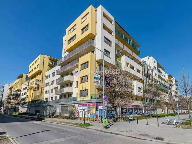Eladó lakás Budapest XIII. kerület, Úszódaru utca 88 nm