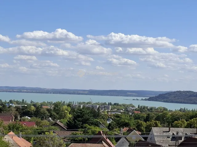 Eladó ház Balatonfüred 346 nm