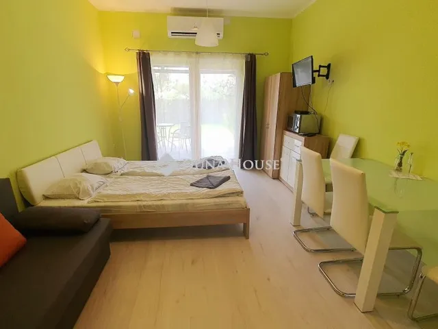 Eladó kereskedelmi és ipari ingatlan Gyula 91 nm