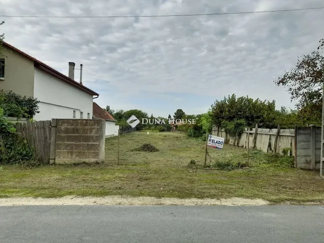 Eladó telek Békéscsaba 1001 nm