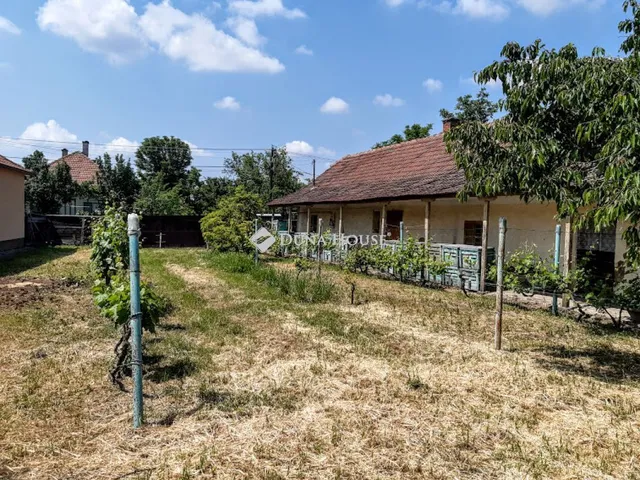 Eladó ház Békés, Tűzkút utca 100 nm