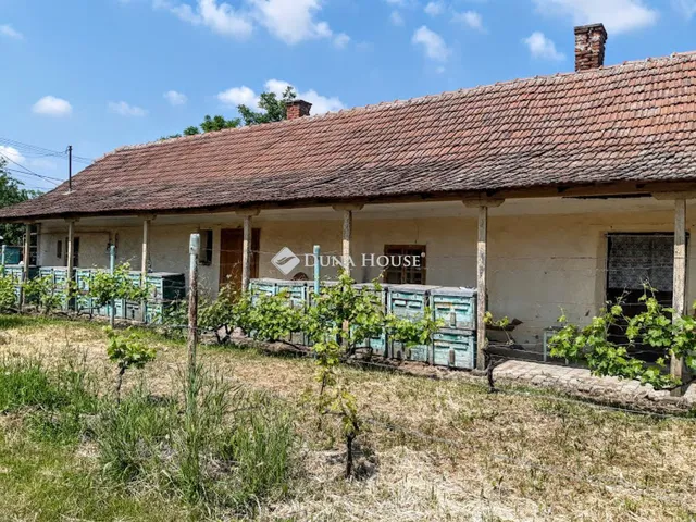 Eladó ház Békés, Tűzkút utca 100 nm