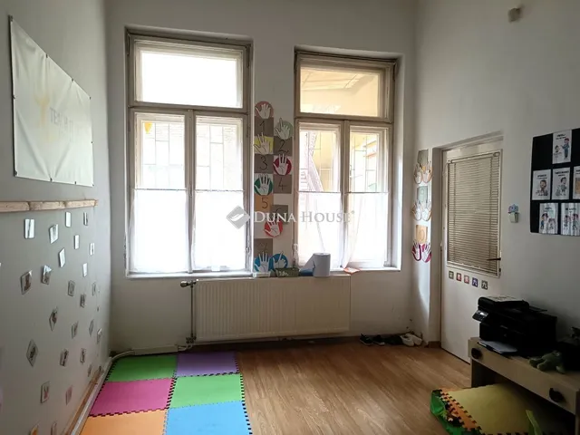 Eladó lakás Békéscsaba 107 nm