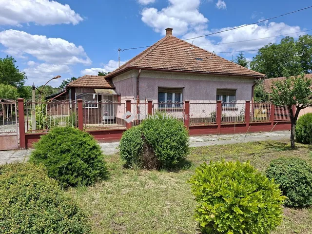 Eladó ház Csorvás 92 nm