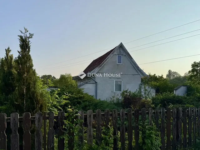 Eladó üdülő és hétvégi ház Békéscsaba, Bütyök utca 35 nm