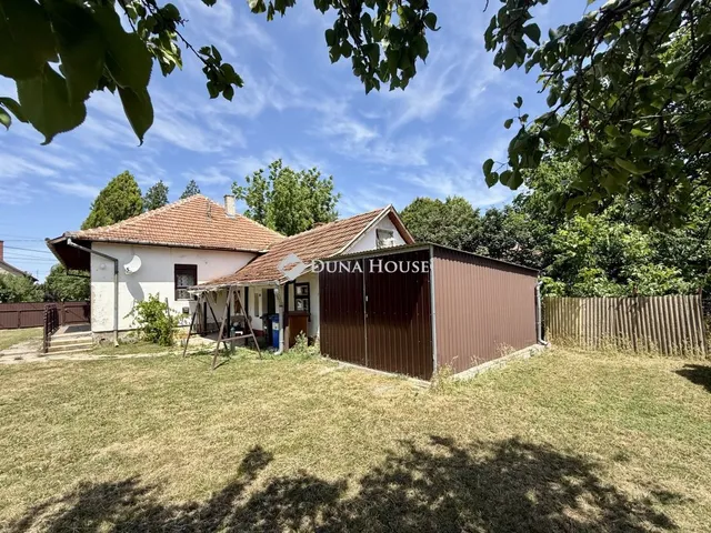 Eladó ház Békés, Mátyás király utca 64 nm