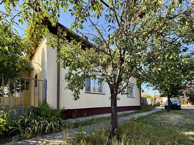 Eladó ház Köröstarcsa 105 nm