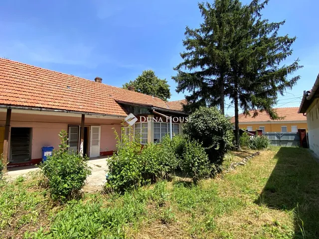 Eladó ház Békés, Hidvégi utca 94 nm