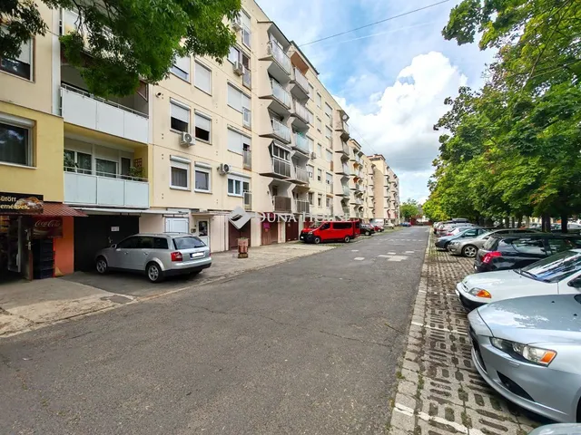 Eladó lakás Békéscsaba 61 nm