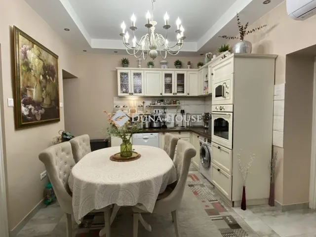 Eladó lakás Békéscsaba 72 nm