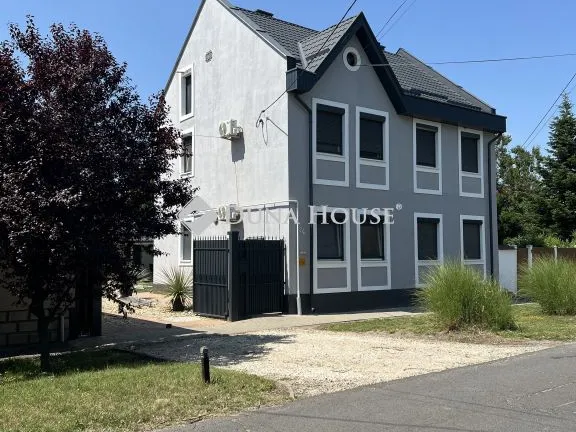 Eladó ház Békéscsaba 140 nm