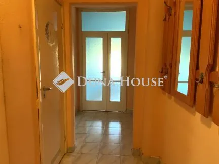 Eladó lakás Békéscsaba 68 nm