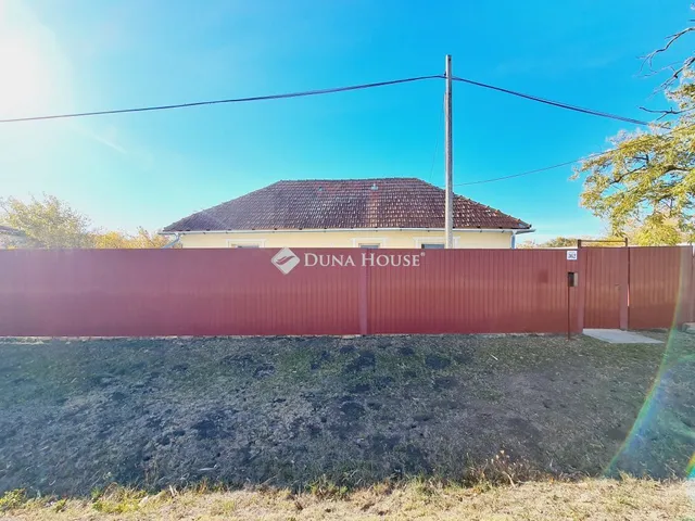 Eladó ház Kétsoprony, Külterület 65 nm