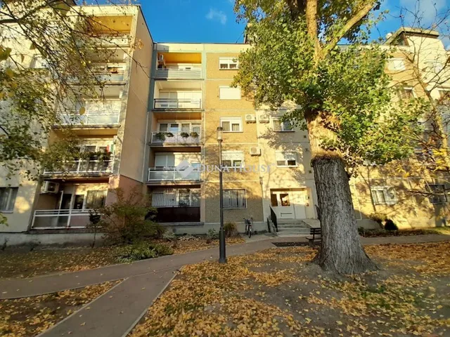 Eladó lakás Békéscsaba 57 nm