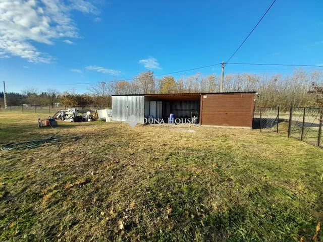 Eladó telek Békéscsaba, Vackor utca 825 nm