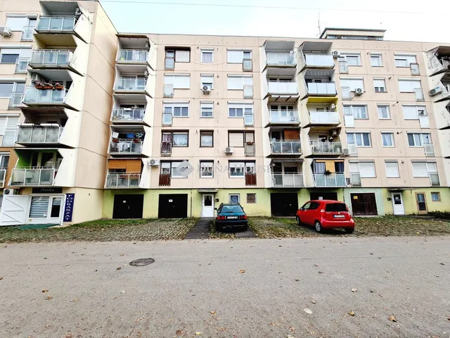 Eladó lakás Békéscsaba 59 nm