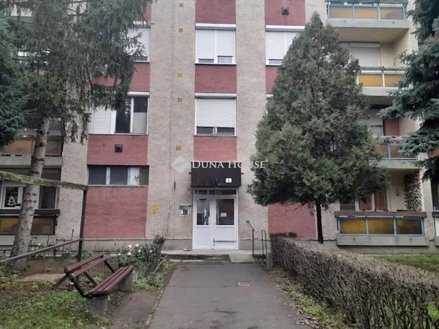 Eladó lakás Békéscsaba 58 nm