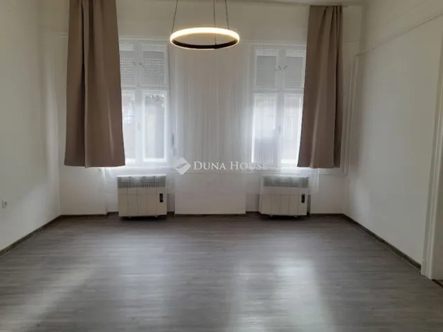 Eladó lakás Gyula 82 nm