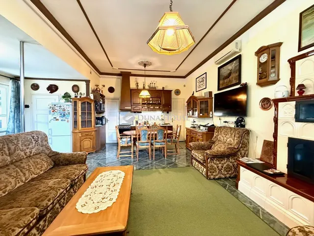 Eladó ház Orosháza 246 nm