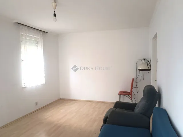 Eladó lakás Békéscsaba, Bartók Béla út 39 nm