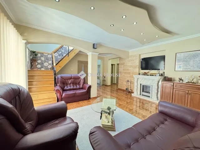 Eladó ház Békéscsaba 230 nm