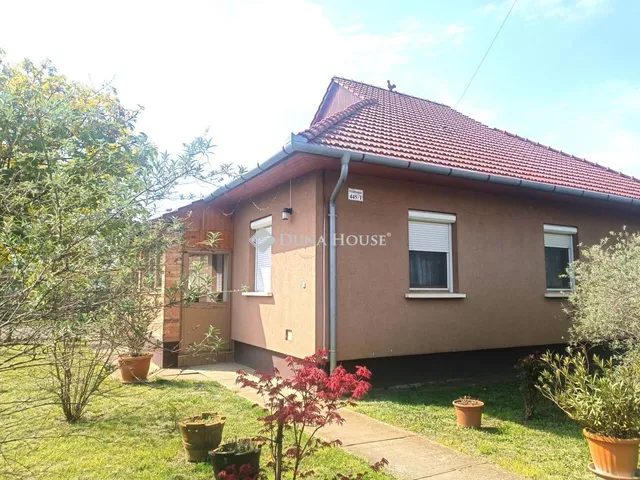 Eladó mezőgazdasági ingatlan Békéscsaba 195 nm