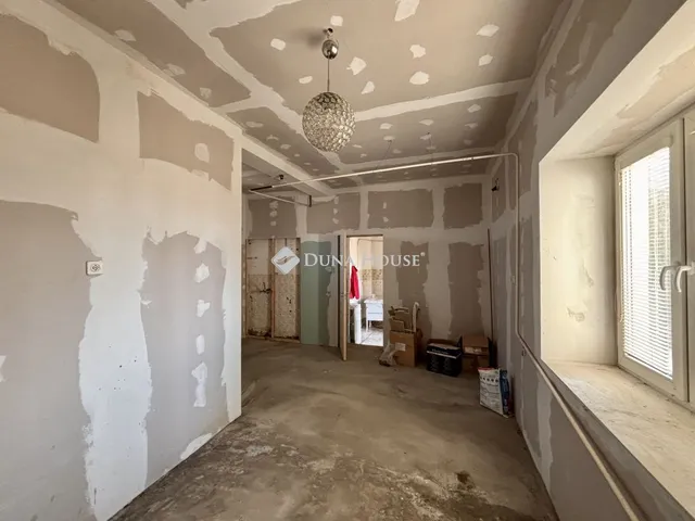 Eladó ház Méhkerék, Alkotmány utca 120 nm