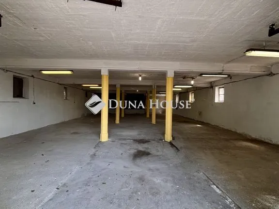 Kiadó kereskedelmi és ipari ingatlan Gyula 230 nm