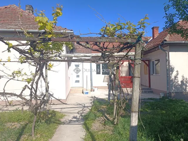 Eladó ház Mezőberény, Gyomai út 130 nm