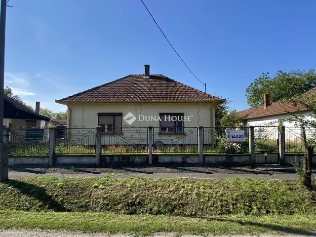 Eladó ház Békéscsaba, Bibó István utca 80 nm