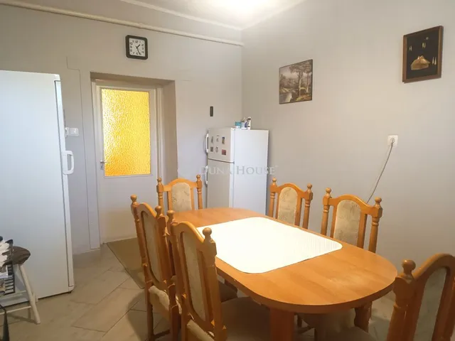 Eladó ház Békéscsaba, Asztalos utca 117 nm