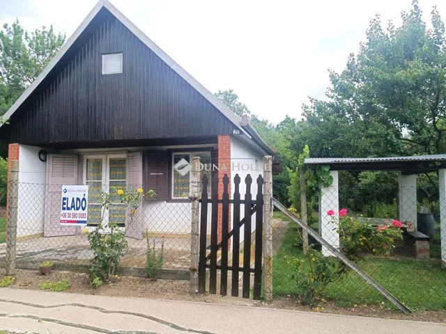 Eladó nyaraló Békéscsaba 40 nm