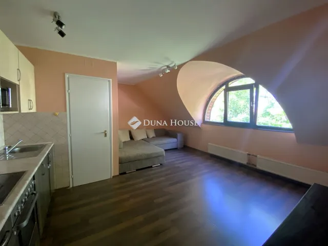 Eladó lakás Békéscsaba, Kinizsi utca 39 nm