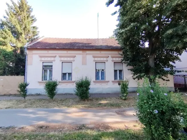 Eladó ház Békéscsaba, Gyulai út 190 nm