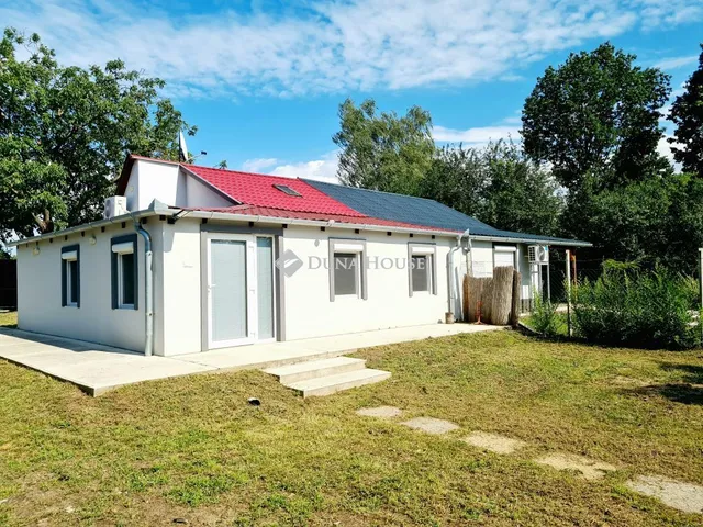 Eladó nyaraló Gyomaendrőd 54 nm