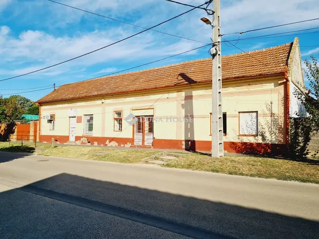 Eladó ház Békéscsaba 212 nm