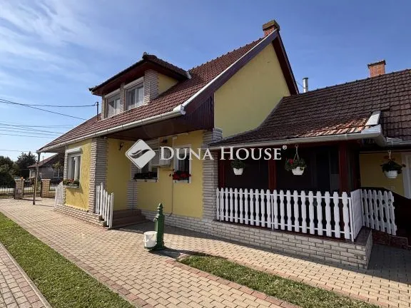 Eladó ház Békéscsaba, Csabai út 158 nm