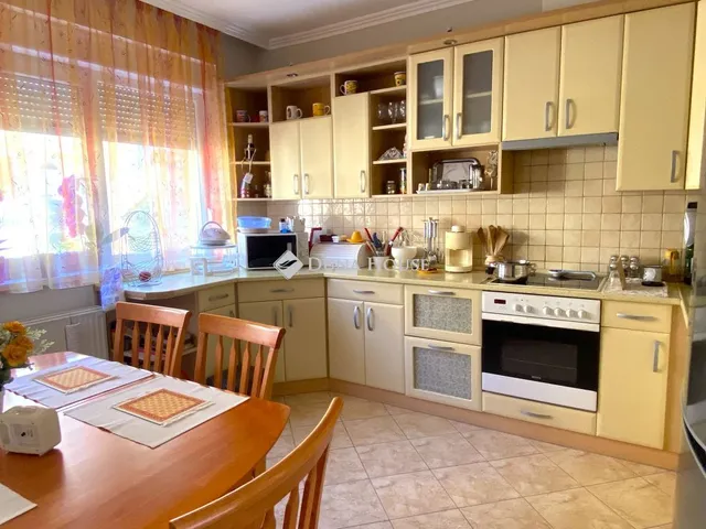 Eladó ház Békéscsaba 130 nm