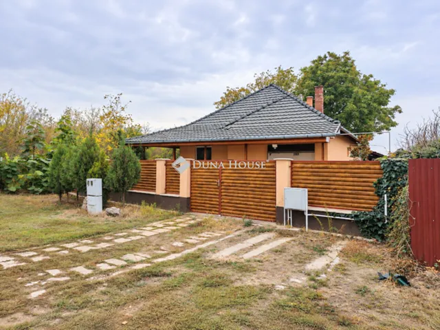 Eladó ház Békéscsaba, Fiumei utca 135 nm